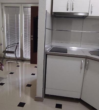 Alp Apartment Ohrid Esterno foto